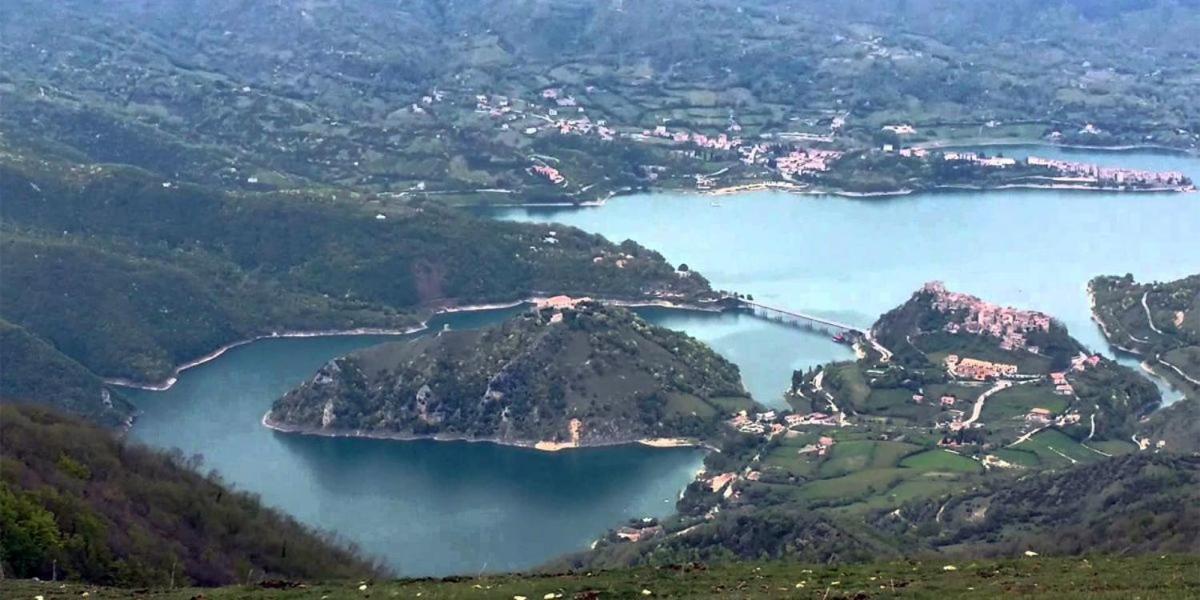 Turano Resort Colle di Tora Bagian luar foto